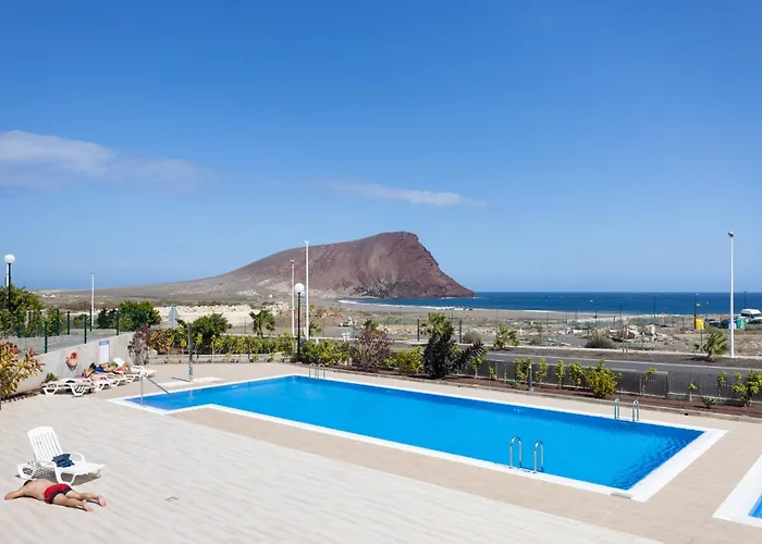 Home2Book Stylish & Relax Attic La Tejita, Pool
