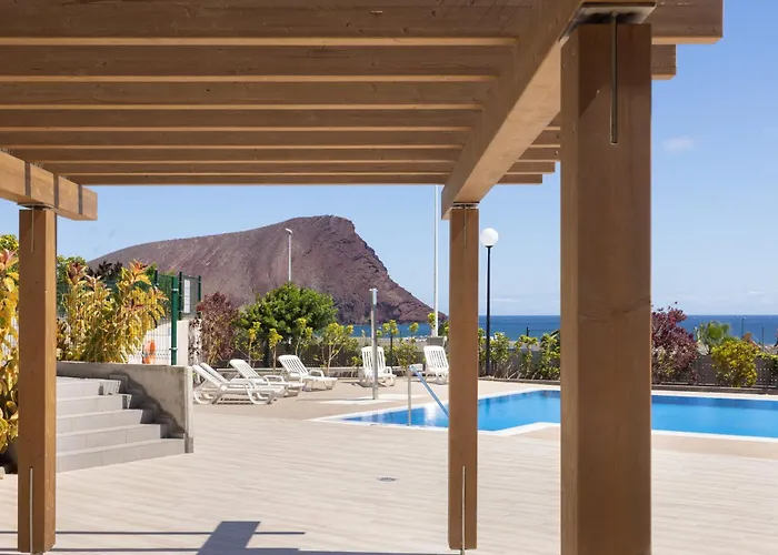 Home2Book Stylish & Relax Attic La Tejita, Pool